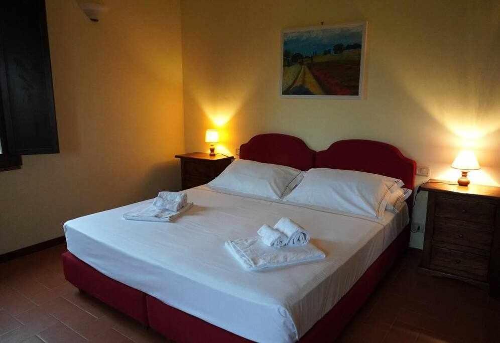 Agriturismo Podere Santa Virginia Albinia Camera foto